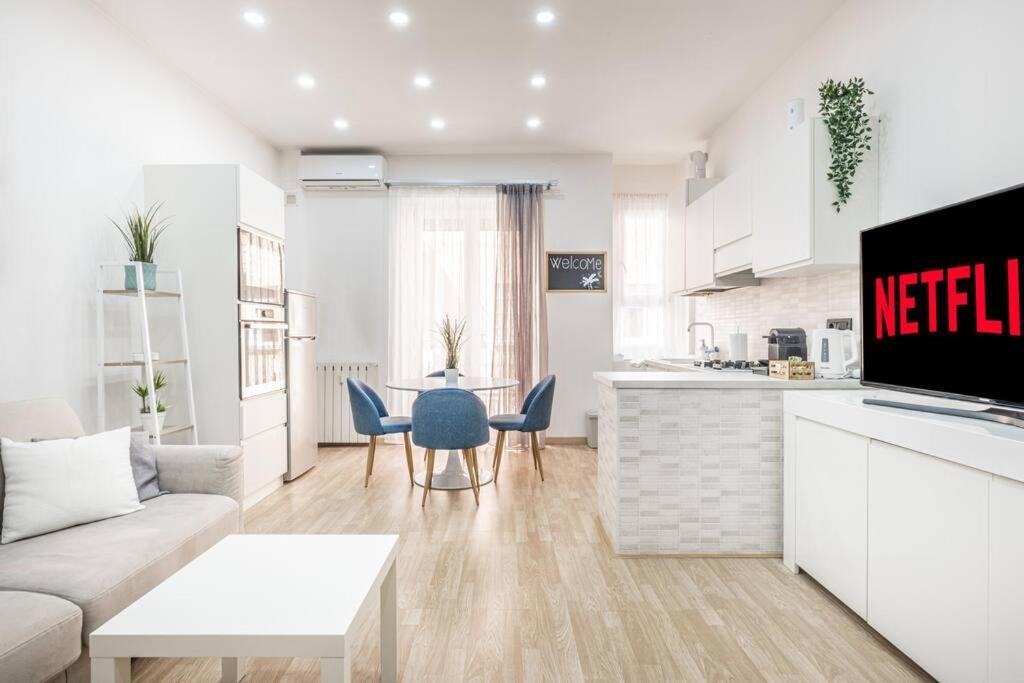 米兰Artistic House Navigli-Duomo Netflix & Design公寓 外观 照片